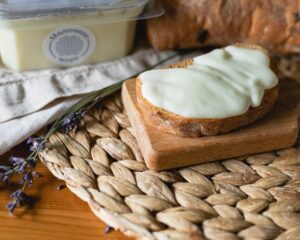 Плавленый сыр: каким должен быть его состав